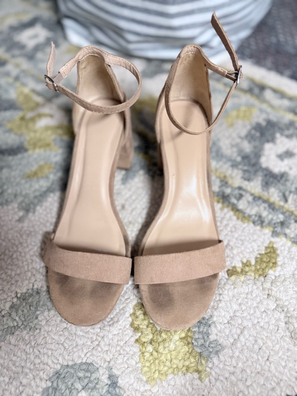 Ankle Strap Block Heel Sandals - Nude